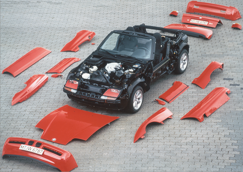 Illustration for article titled The BMW Z1 Is A Beautiful Work Of Art That's Underwhelming To Drive